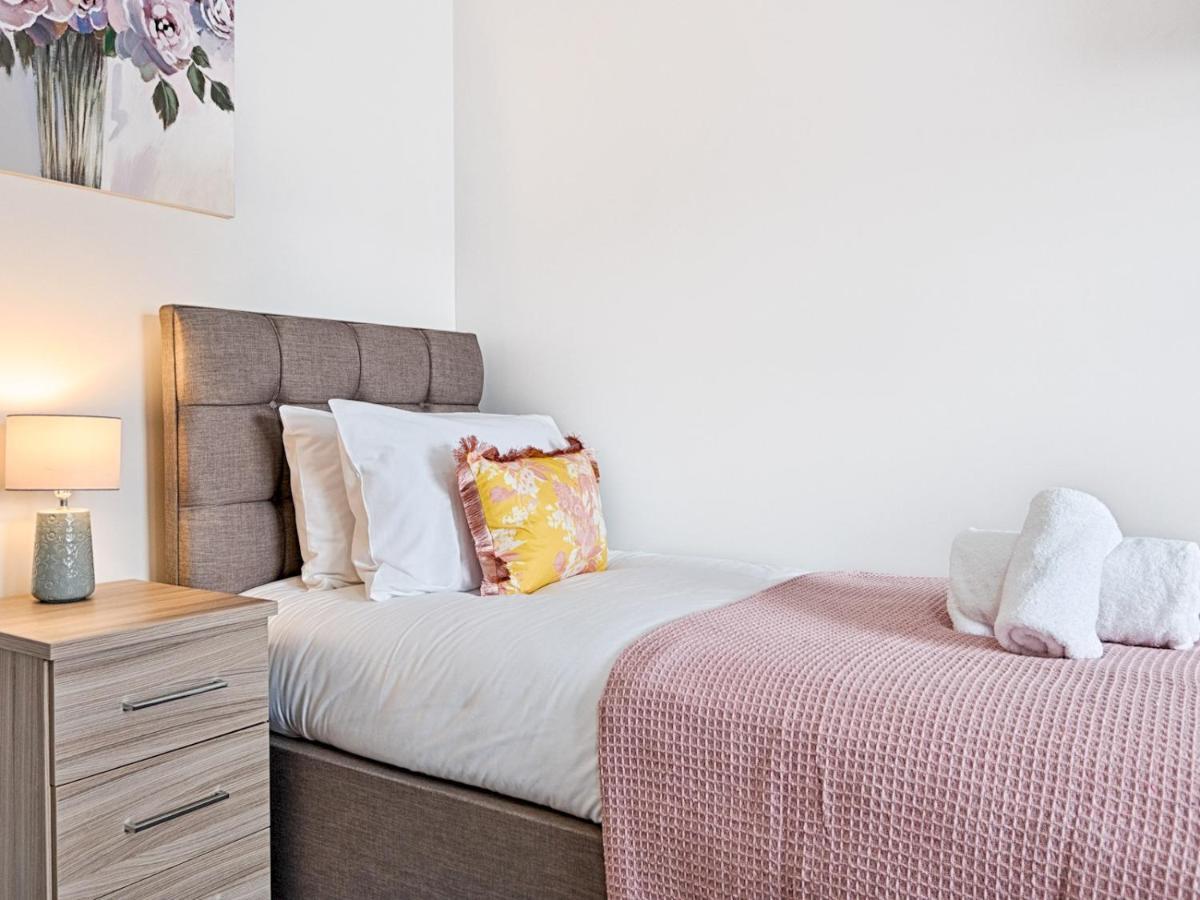 Pass The Keys Luxury Bright Spacious Family - Near Beaches Swansea